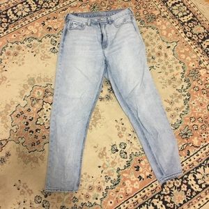 American Eagle Mom Jeans